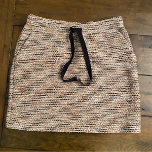 Loft autumn tweed mini skirt, rust black white coloring, black front ribbon sz S